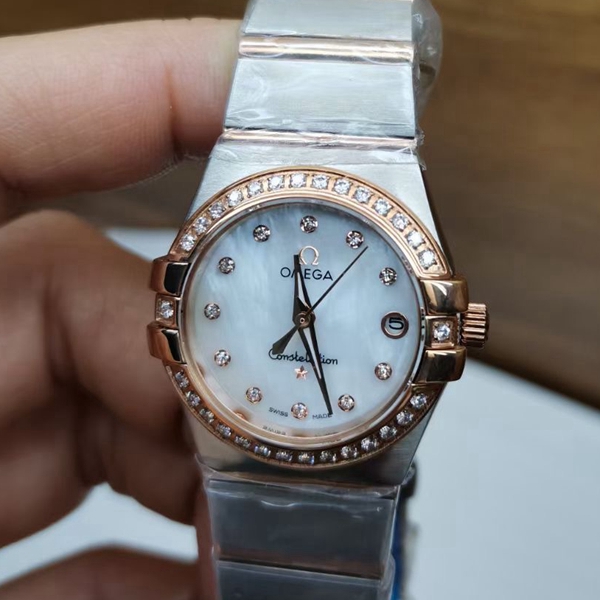 オメガ時計正面デザイン